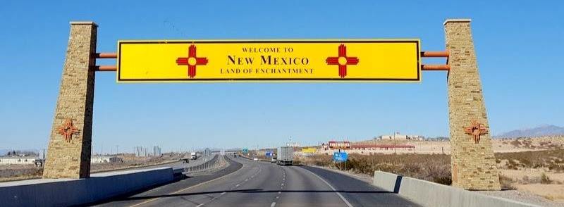 New Mexico gateway arch sign